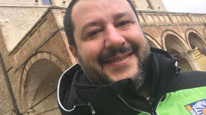 Messina  contestato Salvini, No Ponte!