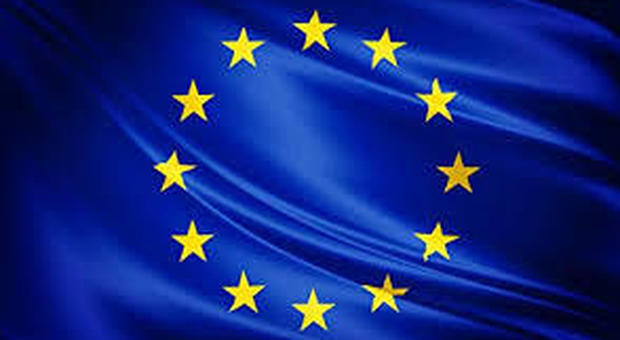 Europarlamento: “Il diritto all’aborto va messo nella Carta dei diritti fondamentali dell’Ue”